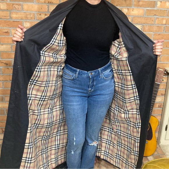 VINTAGE Pierre Dalby Paris Plaid Lined Long Belted Trench Coat Women’s L - Picture 11 of 11